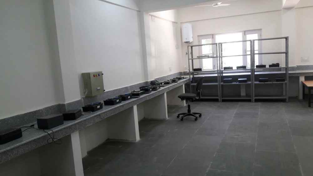 Electronics Lab